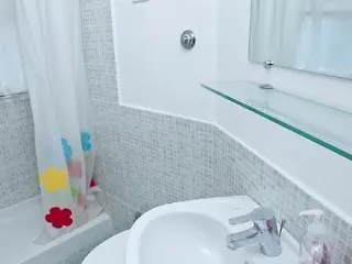 La Dolce In לינה וארוחת בוקר